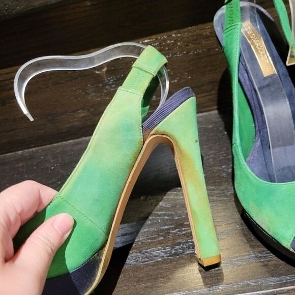 2/$20 BCBG Green High Heels Shoes Size: 7B US - Picture 3 of 7